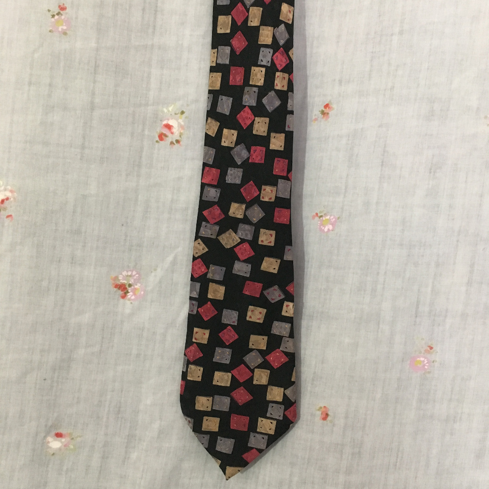 Geoffrey Beene silk tie